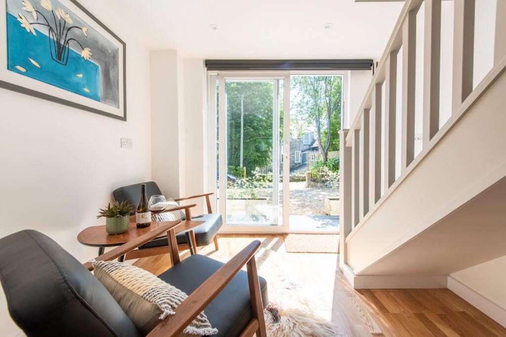 The Studio, Rosebud. 5 Minutes Walk To Beach. Uny Lelant ภายนอก รูปภาพ