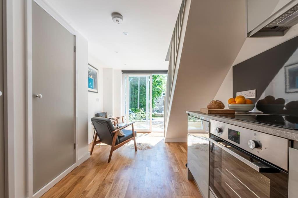 The Studio, Rosebud. 5 Minutes Walk To Beach. Uny Lelant ภายนอก รูปภาพ